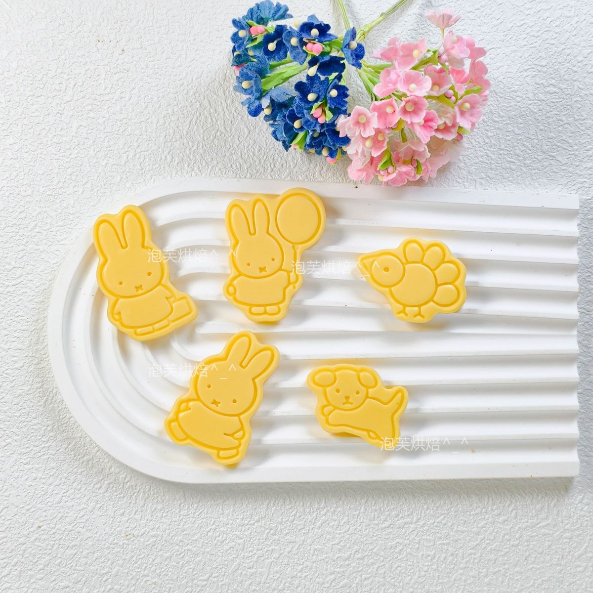 かわいい 3D プレスクッキー型 ミッフィー柄付き 再利用可 - Kids Outdoor Mud Kitchen Accessories のレビューと価格
