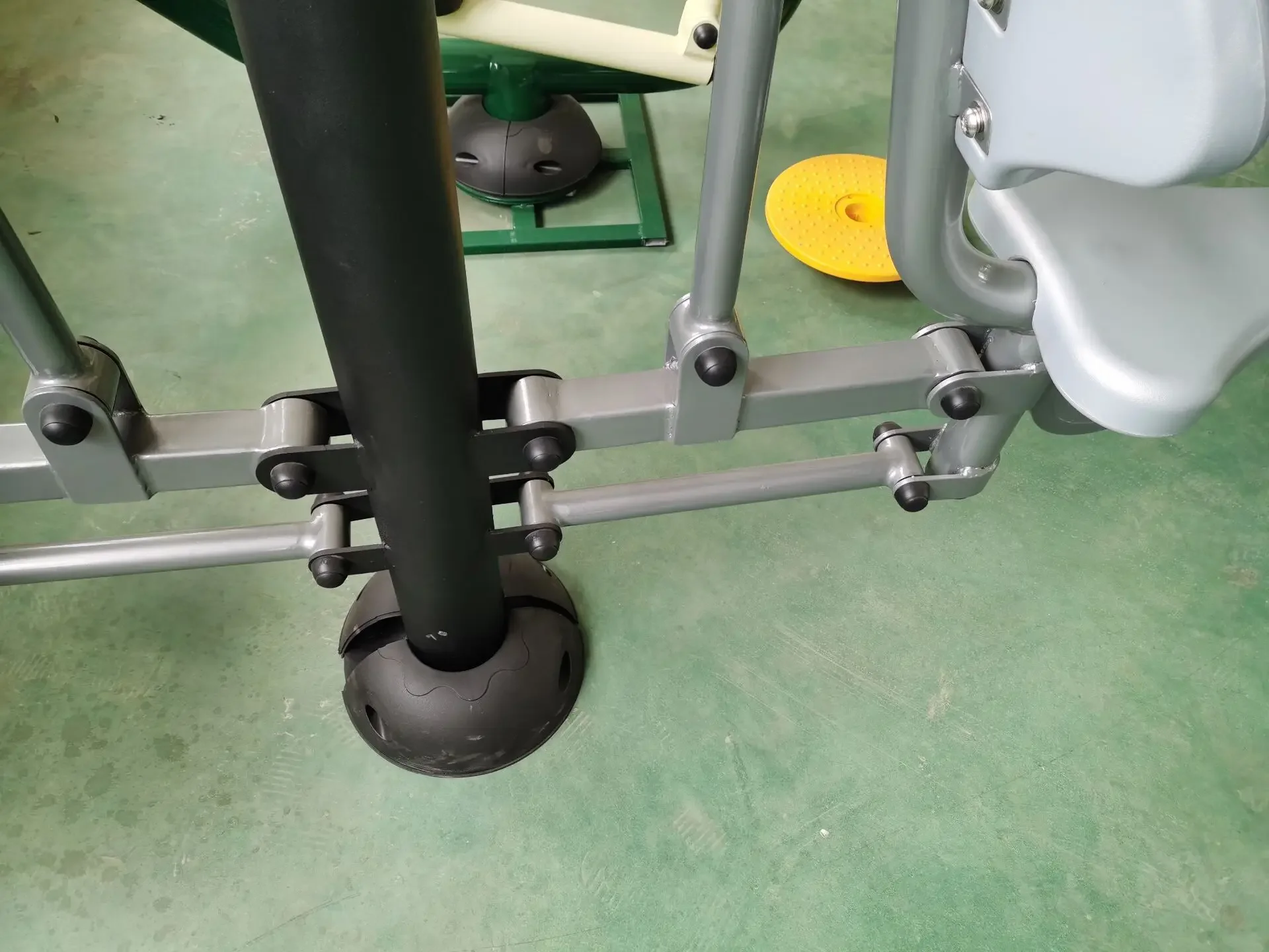 工場価格 大人/子供用マシン 屋外フィットネス機器 ボディビ - Kids Outdoor Gym Equipment のレビューと価格